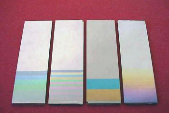 Revestimientos dobles de estearato de bario-cobre (49,5 angstroms). Los colores indican diferentes espesores
